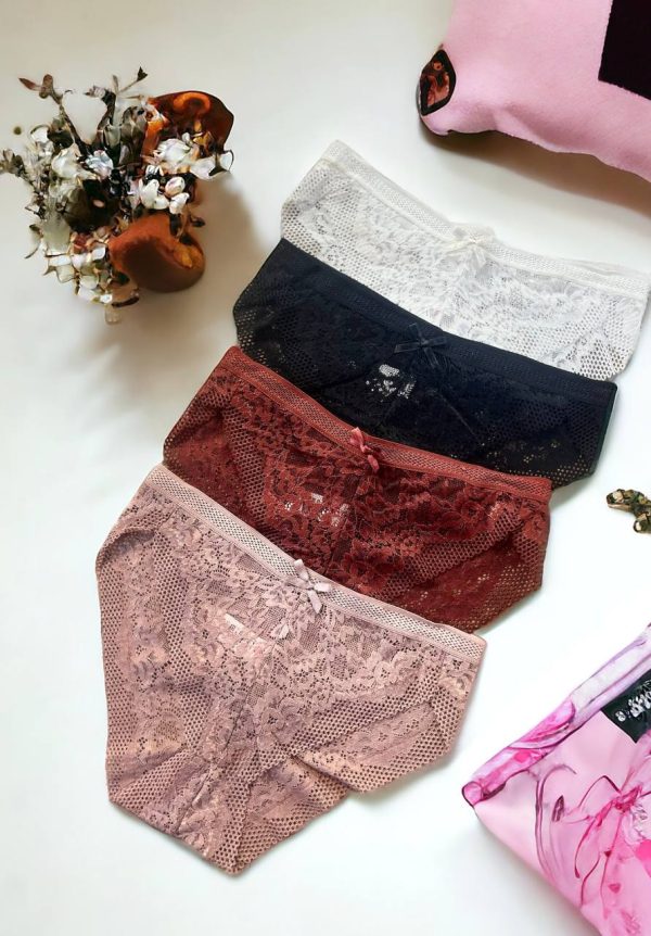 Tamamı Dantel Renkli Bikini