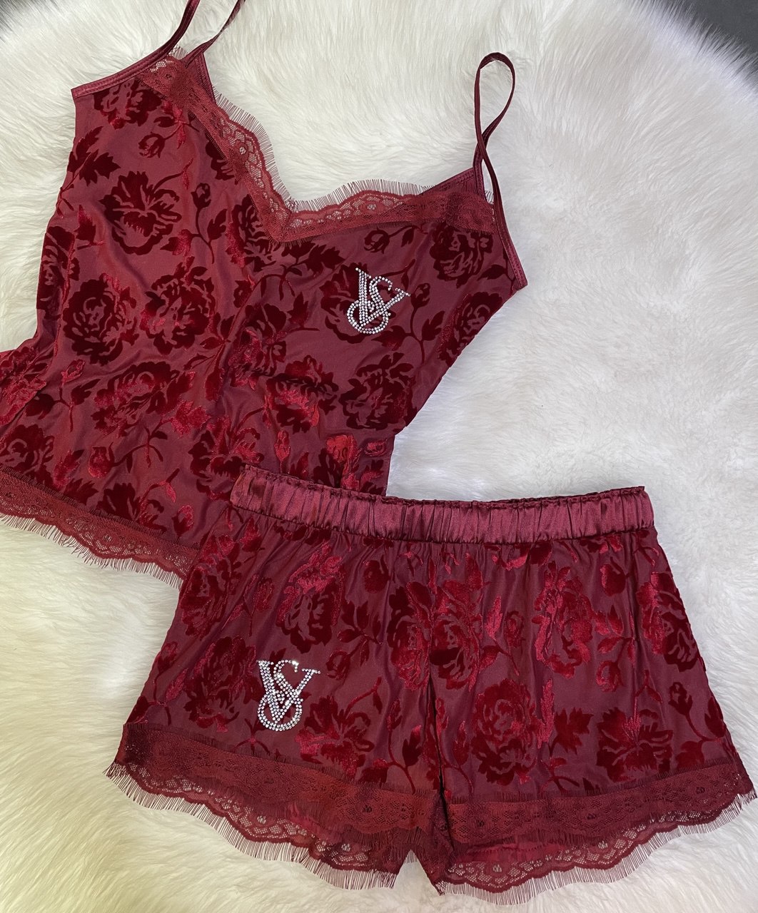 V.s Logo Kabartmalı Şortlu Pijama Takımı