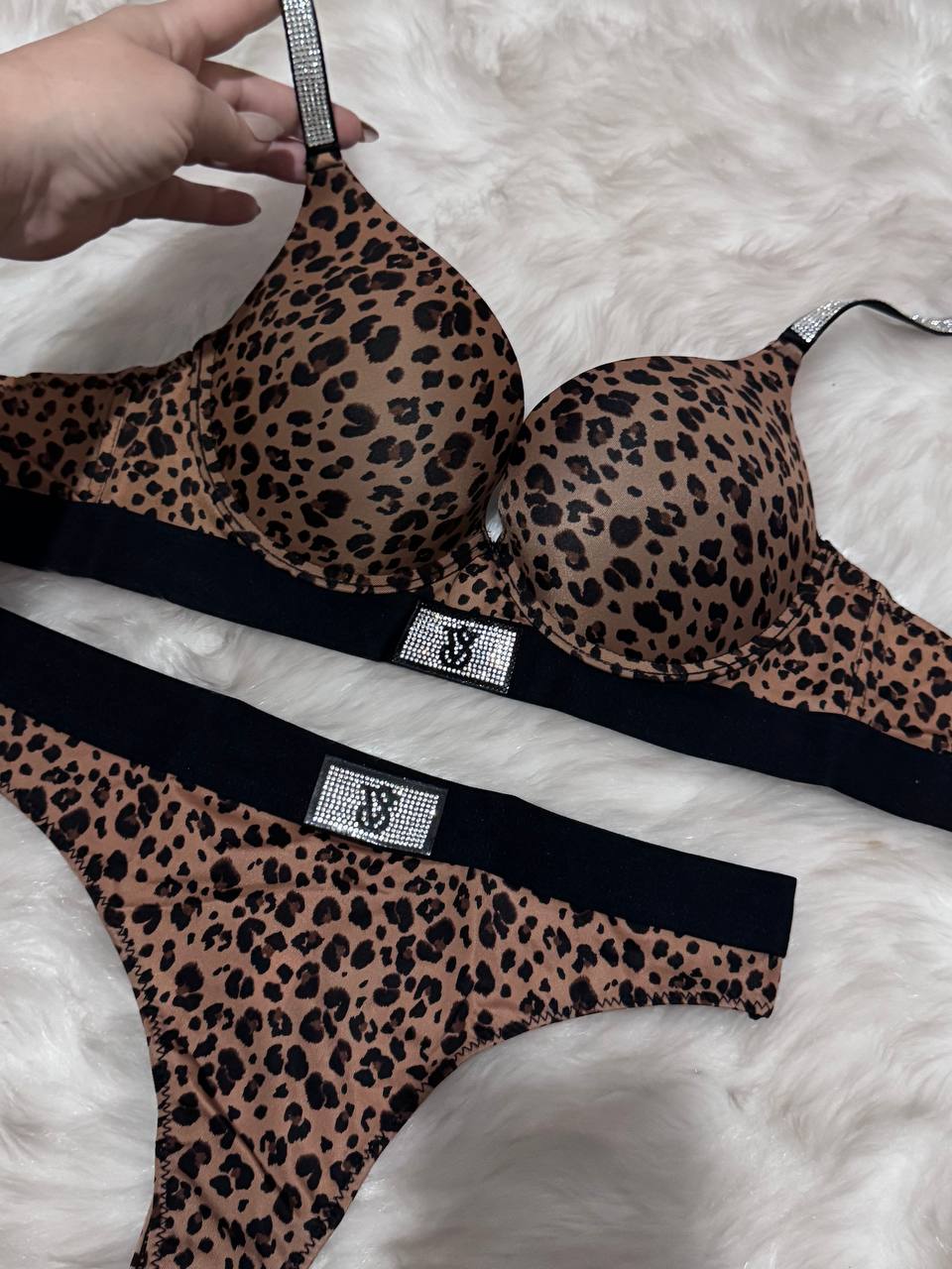 Victoria Secret Dolgulu Tangalı Leopar Desen Takım