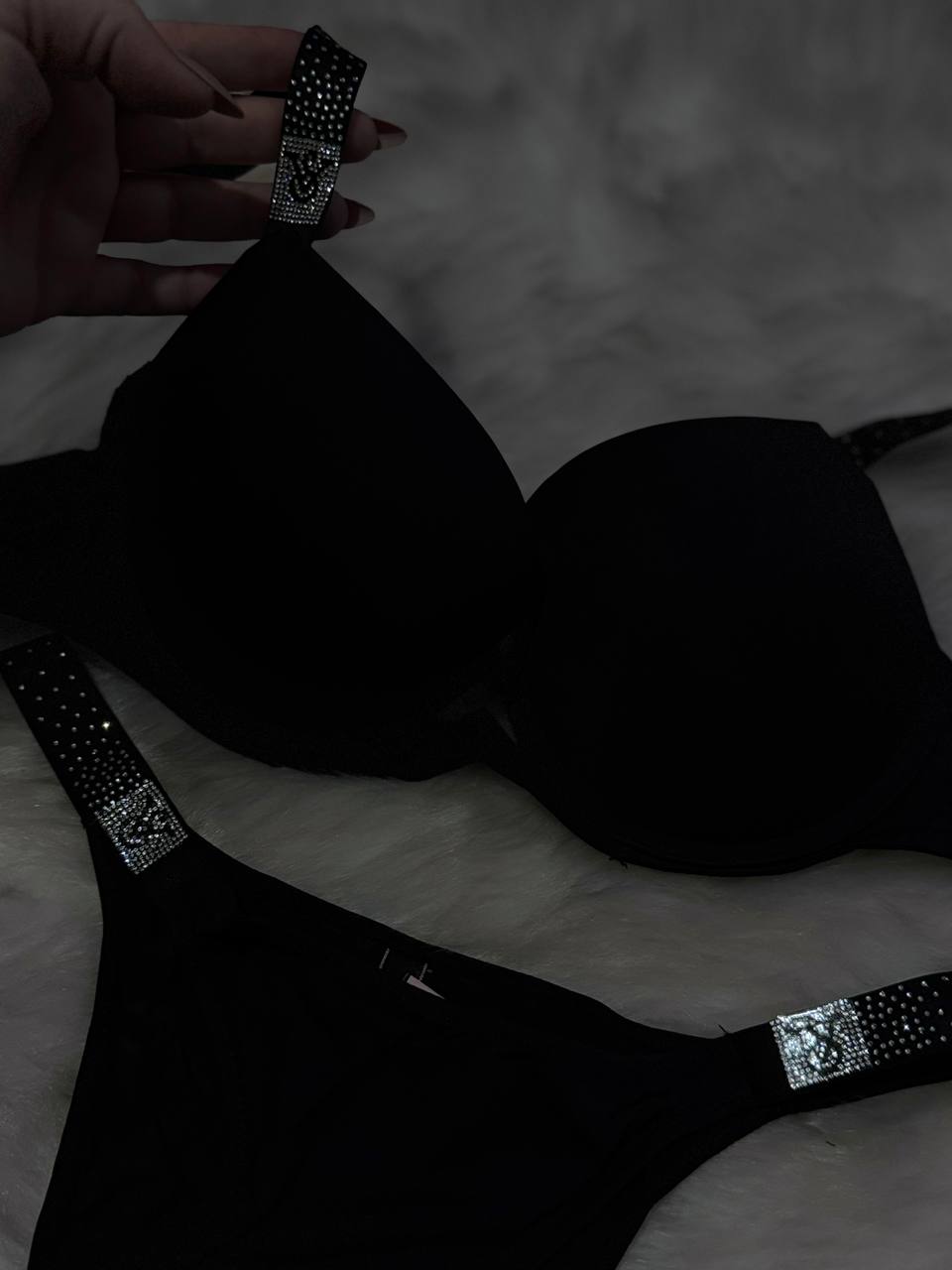 Victoria Secret Dolgulu Tangalı Siyah Takım (4)
